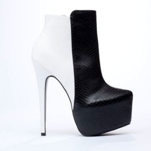 Takeout Black & White Solestruck Stilettos